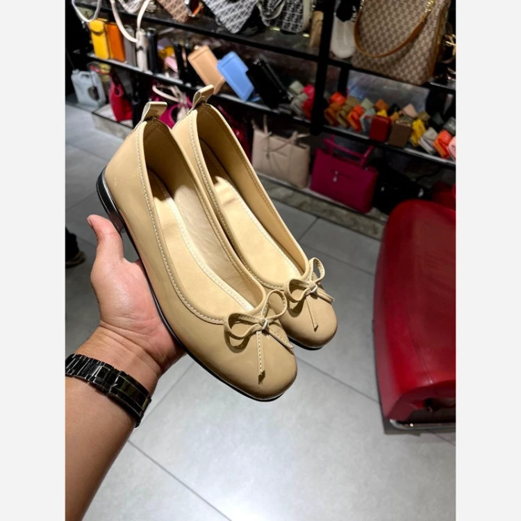 کفش جدید عروسکی