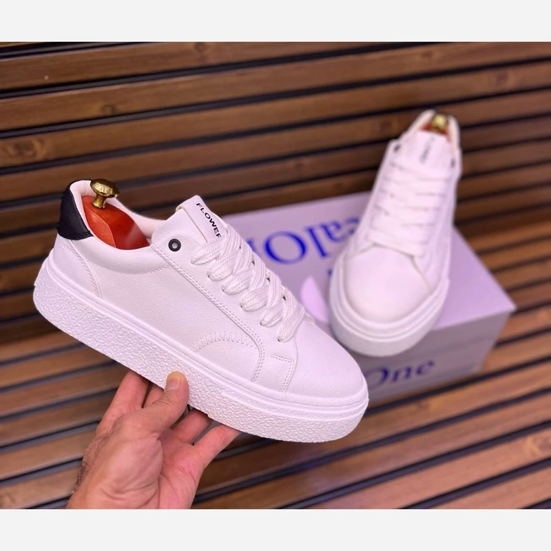 کفش ونس مردانه اسپرت فلاور چرم حوله ای  زیره پی یو لاستیک گلد طبی و نشکن  آستر و گلچه چرم ترک ضد بو و تعریق دور دوخت