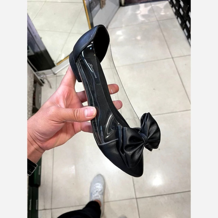 کفش خوشکل جدید دررنگیندی جدیدبزرگ پاهم دارد ازسایز37تا44