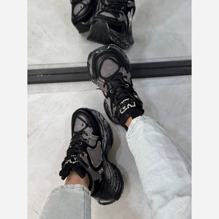 کتونی NEW BALANCE کتونی زیره پیو 6 سانت کف بندی طبی متریال ترک استپ دار شیک و راحت با ضمانت