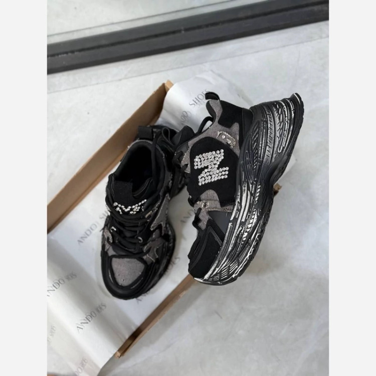 کتونی NEW BALANCE کتونی زیره پیو 6 سانت کف بندی طبی متریال ترک استپ دار شیک و راحت با ضمانت