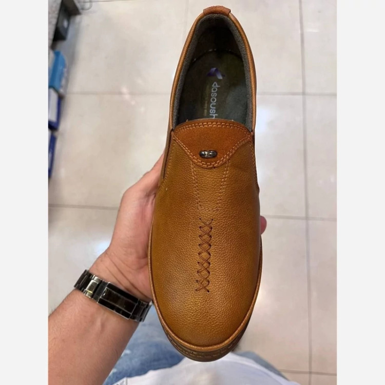 کفش پدخار پاشنه رنگبندیمشکی کرم عسلی جنس رویه چرم کاپرا زیره پی یو(بیتا پاسارگاد) دور دوخت داری کفی طبی پی یو