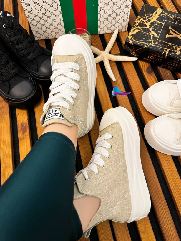 #کتونی کد 818 😍😍 سبک قالب استاندارد شیک ترین پاخور کیفیت بافت عالی 🌹🌹❤️ الستار نگینی 🌹 ❤️❤️ Size 37ta40