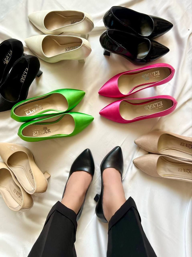 کفش مجلسی مدل کلاسیک باربی 😍😍😍 Turkish fashion jurnal🇹🇷👠 سایز بندی 37-38-39-40-41🔛 پاشنه 5 سانت کلوش ⏳ تنوع عالی جنس و رنگ😳 جنس ساتن : مشکی ، سبز، سرخابی 😋 جنس ورنی : مشکی و کرم نسکافه 😘 جنس چرم صنعتی : مشکی و کرم 🥰 جنس سوییت : مشکی 🤗 یه کار شیک و راحت برا همه سلیقه ها 😎 🚀🚀🚀 ❌همه رنگ ها تعداد بالا موجود و آماده ارسال ❌