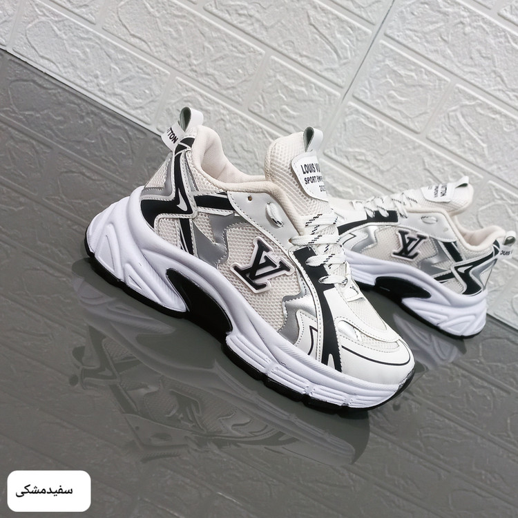 کتونی زنانه مدل ویتون پاشنه 4ونیم سانتی ارسال رایگان ، زیره پیو کفدوخت اشتروبلدوزی شده کار باکیفیت با پاخور شیک و عالی نرم و راحت و بسیار سبک با قالب استاندارد جنس رویه فوم حولهای و پارچه راشل رنگ بندی : سفیدمشکی - سفیدنقرهای - مشکی سایز ها : 37 - 38 - 39 - 40 ارسال رایگان