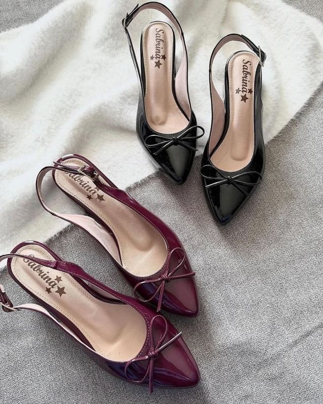 کفش مجلسی زنانه مدل لاوین پاپیونی ارسال رایگان یه مدل شیک و دلبرونه سایز بندی 37-38-39-40-41 پاشنه کار 5 و۸ سانت و راحت یه مدل که هم مجلسی و هم اداری و حتی روزمره هم میشه استفاده کرد رویه کار ورنی وارداتی ترک کیفیت کفش تبریز