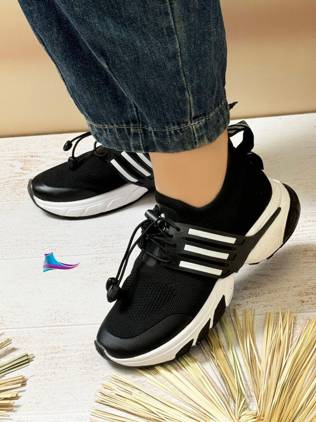 کتونی زنانه ارسال رایگان کد 980 مدل جدید قالب استاندارد جنس عالی ظرافت کار عالی پاخور شیک Size 37 ta 40
