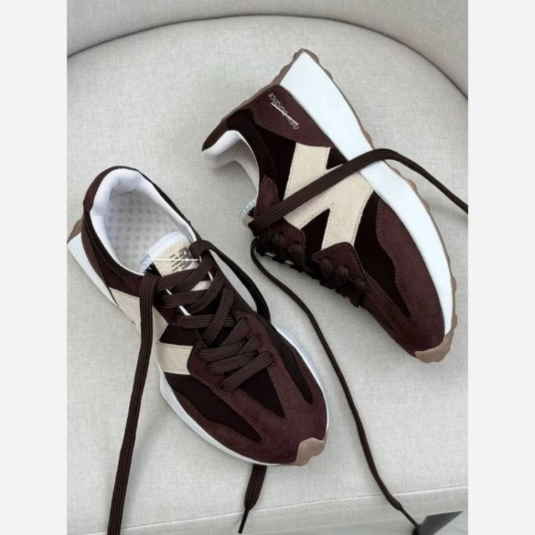 کتونی New Balance لژ 4سانت استپ دار کف بندی طبی متریال ترک شیک و راحت ارسال رایگان