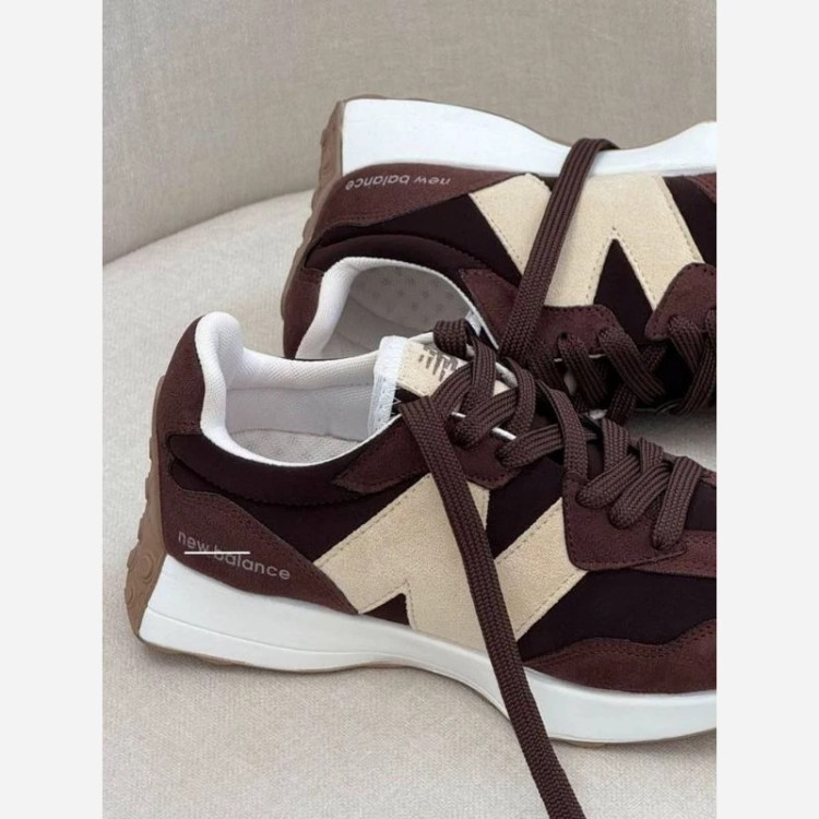 کتونی New Balance لژ 4سانت استپ دار کف بندی طبی متریال ترک شیک و راحت ارسال رایگان