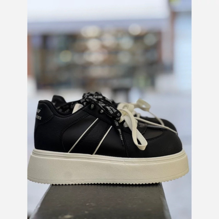 کتونی fashion بندی لژ 6 سانت زیره پیو استپ دار کف بندی طبی متریال ترک شیک و راحت