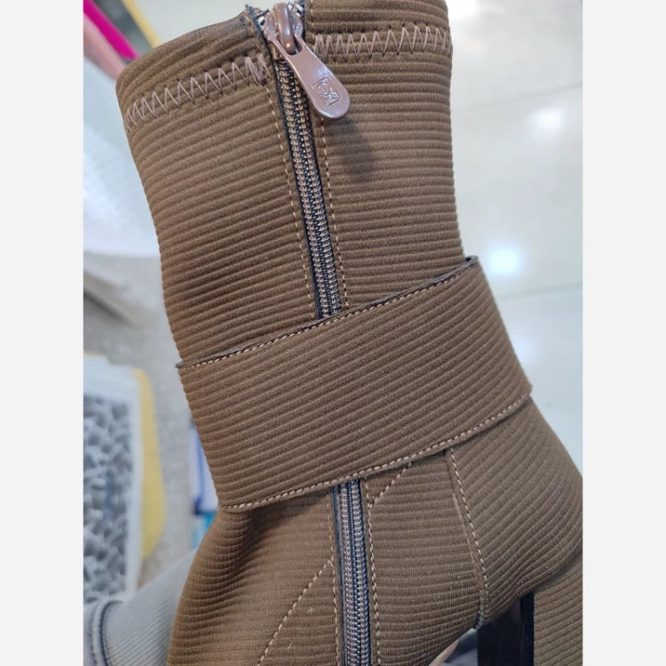 کفش مجلسی جدیدسایزبندی36 تا41 رنگبندی مشکی قهوه ای سبز اندازه پاشنه 10 سانت زیره میکرو ارسال پستی رایگان