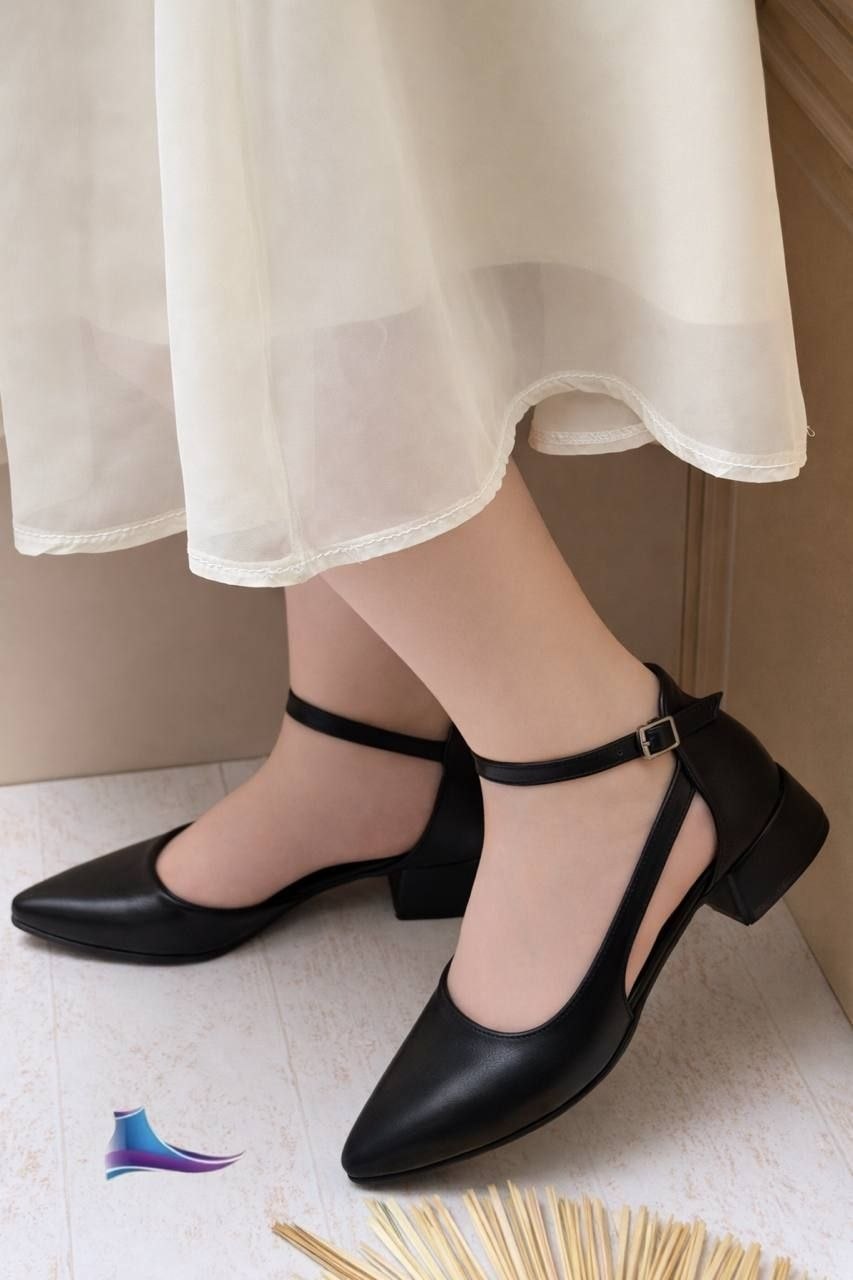 کفش مجلسی زنانه  کد 579  قالب استاندارد  کیفیت عالی  پاخور شیک پاشنه 3cm مجلسی بغل باز  Size 37 ta 40