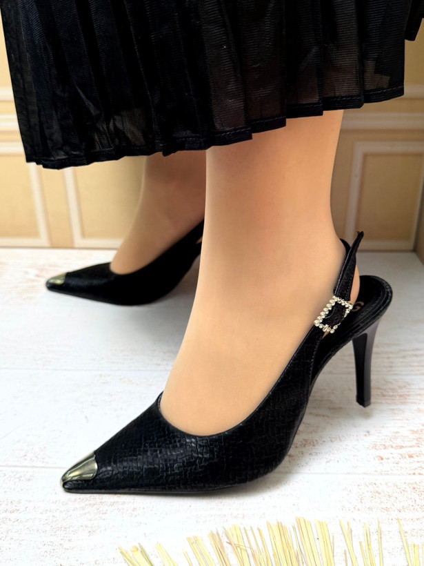 کفش مجلسی کد 985 قالب استاندارد پاشنه 10cm نوک فلزی مجلسی ماری پاخور شیک مدل پرفروش Size 37 ta 40