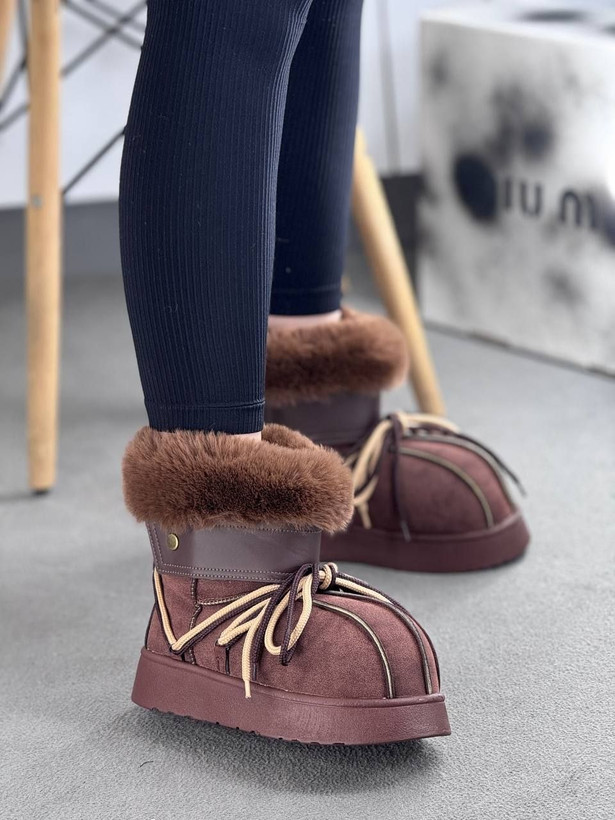 آگ بوکسی زنانه ارسال رایگان دو بندی زیره پیو 3 سانت استپ دار کف بندی طبی با داخل آستر و خز زیره و غالب ترک شیک و راحت رنگبندی: مشکی وقهوه ای و کرم سایز۳۷تا۴۰